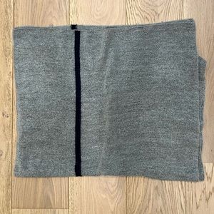 Minimalist Fall Scarf | Gray with Navy Blue Stripe